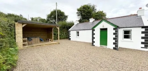 John the mills cottage spaHot tub private beach