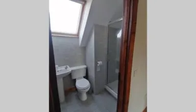 Self catering upstairs apartment at Tradcottage