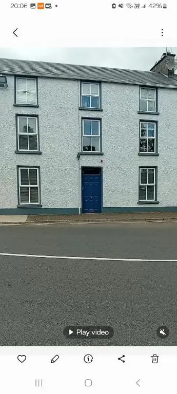 Town Centre Luxury Retreat