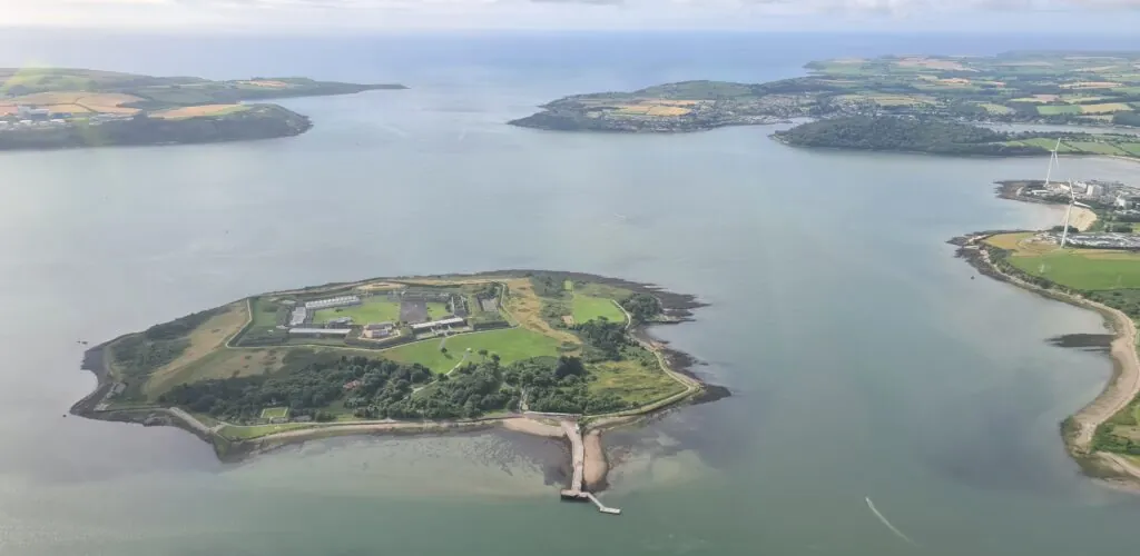 In Cork kann diese ehemalige Gefängnisinsel zu Halloween nachts besichtigt werden